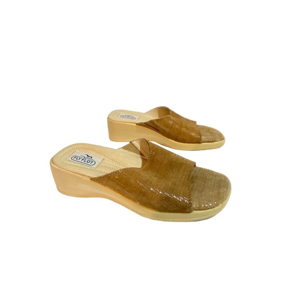 Fly Flot Women's Slip‎ On Open Toe Mules with Wedge Heel Tan Size 35 Euro (5 US)